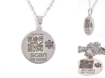 SOS hanger RVS rond Schakkelketting. SOS hanger RVS rond Schakkelketting en unieke SOS QR-code.